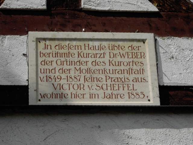 Streitberg: Gedenktafel am Alten Kurhaus (Bild 20014)