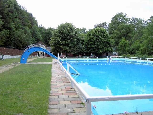 Streitberg: Das Streitberger Freibad (Bild 20021)