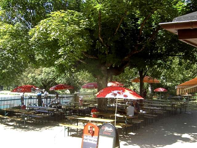 Badcafe Streitberg: eher ein Biergarten als ein Cafe