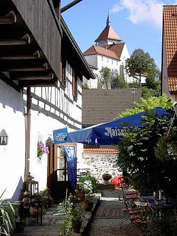 Hollfeld: Der Biergarten von "Jutta's Cafe & Bistro" (Bild 50020)