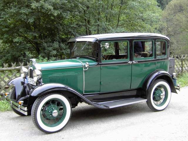 von der Sachsen- zur Stempfermhle: Ford Modell A (Bj. 1931) am Bahnhof Behringersmhle (Bild 63035)