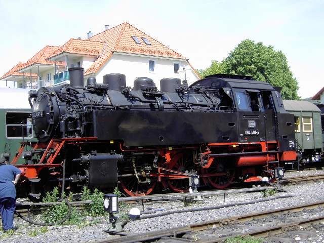 Dampfbahn Fränkische Schweiz: Dampflok 64491 im Bahnhof von Ebermannstadt (Bild 71001)