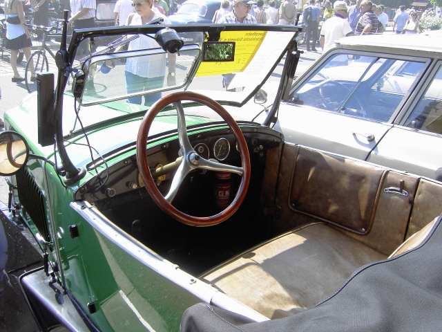 DFS-Oldtimer-Treffen am 16.07.2006: Opel Typ 4/16 Cabrio 2+2 Baujahr 1928 (Bild 74036)