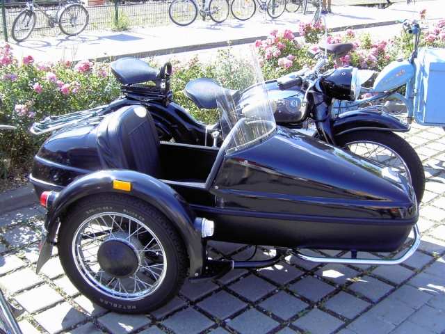 DFS-Oldtimer-Treffen am 16.07.2006: Motorrad NSU mit Beiwagen (Bild 74047)