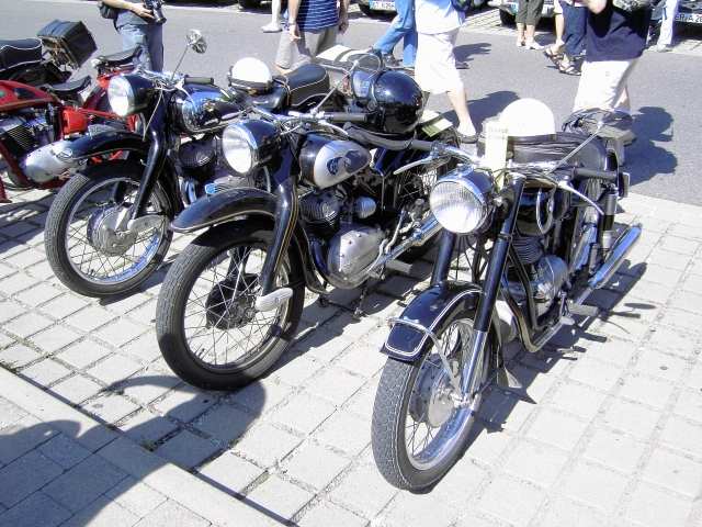 DFS-Oldtimer-Treffen am 16.07.2006: Motorrder: 2 mal NSU, 1 mal BMW (Bild 74050)