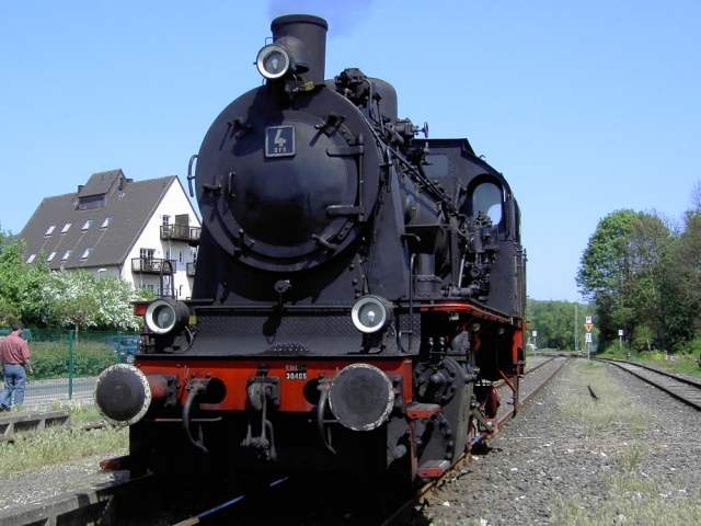 DFS-Saison-Auftakt am 29.04.2007: Dampflok ELNA 6 im Bahnhof Ebermannstadt (Bild 75002)