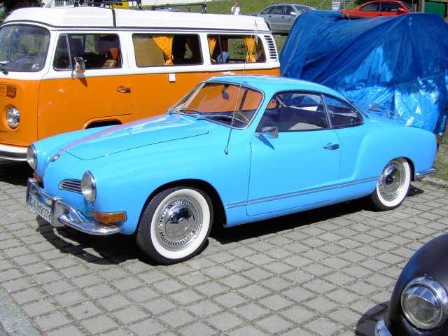 Heiligenstadt: Oldtimer-Treffen: VW Karmann Ghia Coupe Baujahr 1969 (Bild 82050)