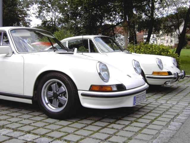Heiligenstadt: Oldtimer-Treffen: zwei Porsche 911 E Baujahr 1972 (Bild 82054)