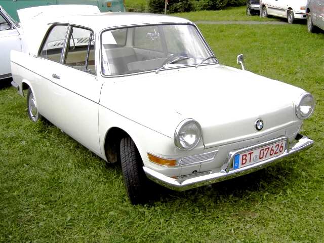 Heiligenstadt: Oldtimer-Treffen: BMW 700 LS Baujahr 1964 (Bild 82059)