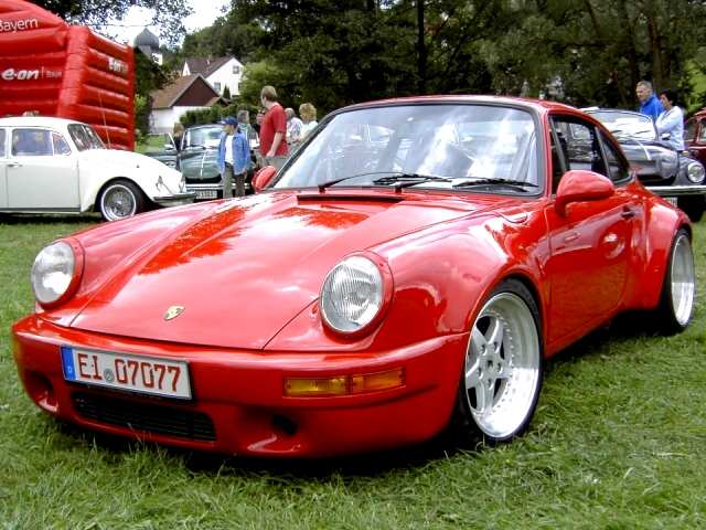 Heiligenstadt: Oldtimer-Treffen: Porsche 911 Baujahr 1974 (Bild 82061)
