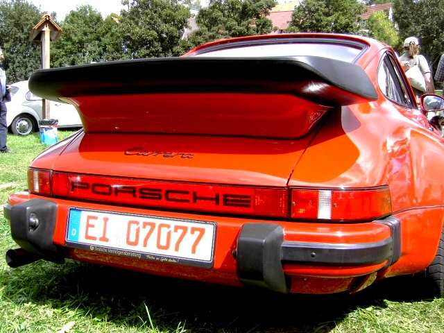 Heiligenstadt: Oldtimer-Treffen: Porsche 911 Baujahr 1974 (Bild 82062)
