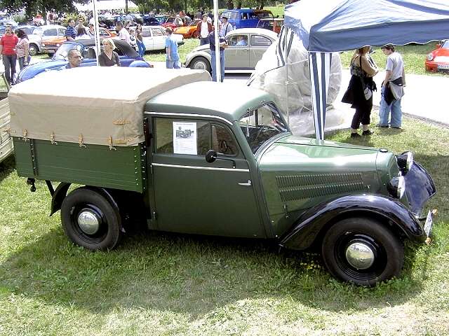 Oldtimer-Treffen Heiligenstadt 2008: DKW Front F8 Pritschenwagen Bauzeit 1939-1942, 20 PS (690 ccm)