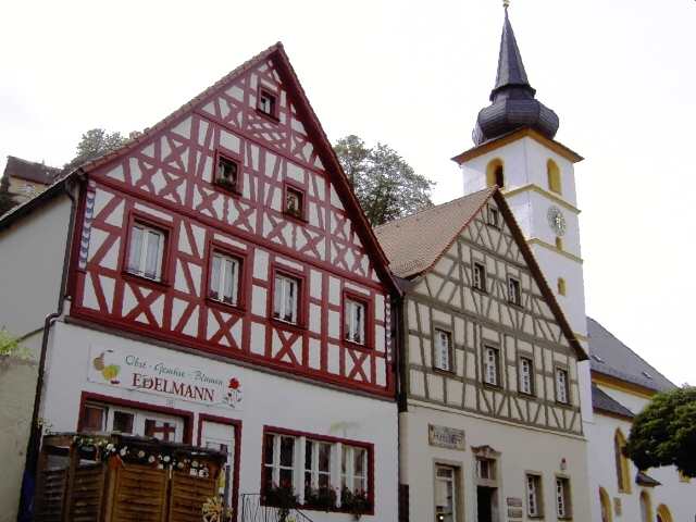 Fachwerkhäuser in Pottenstein (Bild 83011)