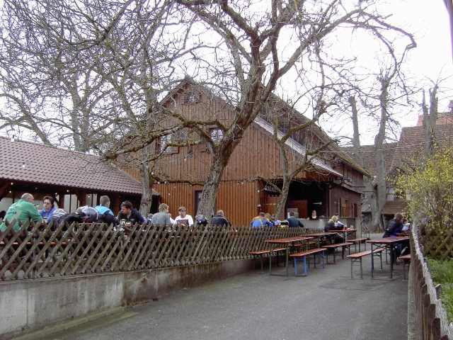 Der Biergarten der Kathi-Bru: beliebter Treffpunkt von Motorradfahrern (Bild 84045)